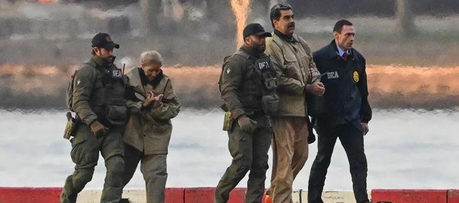 El presidente depuesto de Venezuela, Nicolás Maduro y su esposa Cilia Flores.