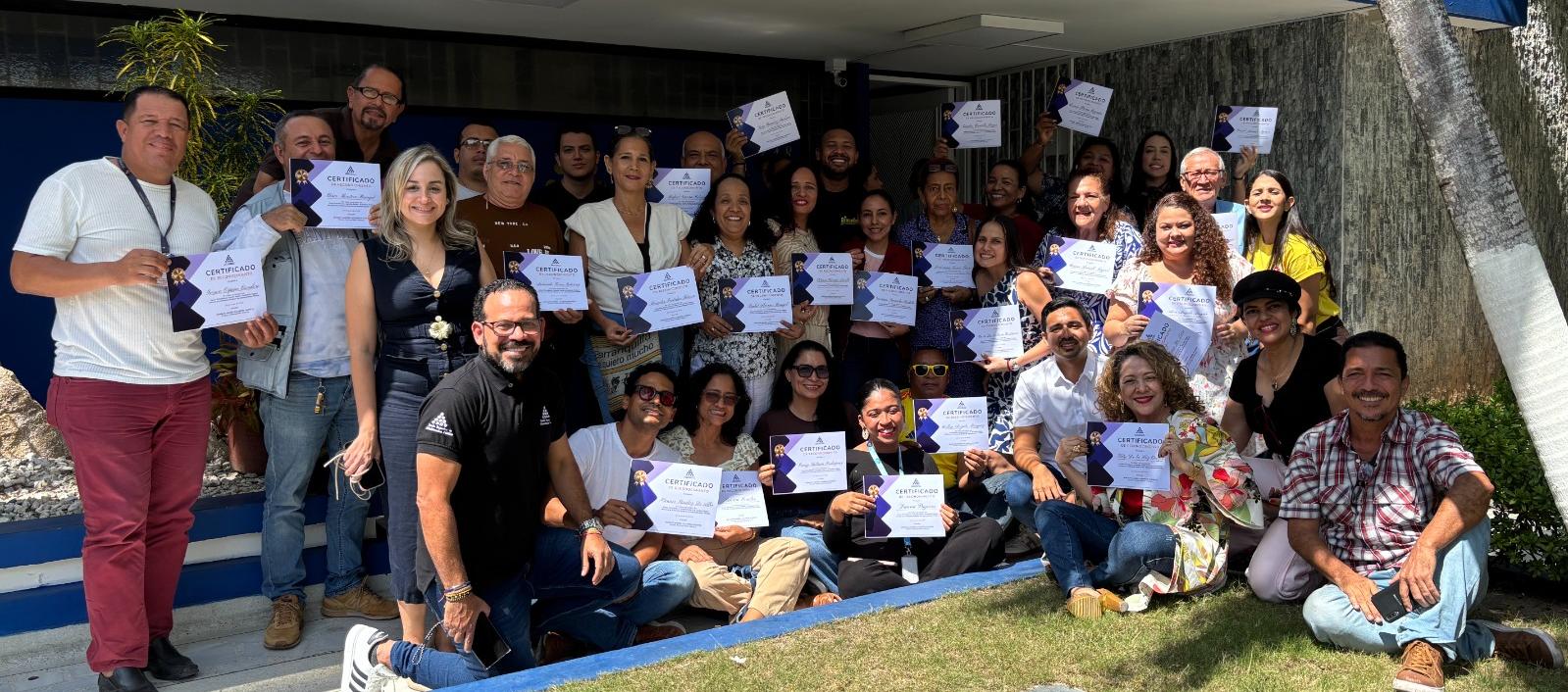 Periodistas capacitados.