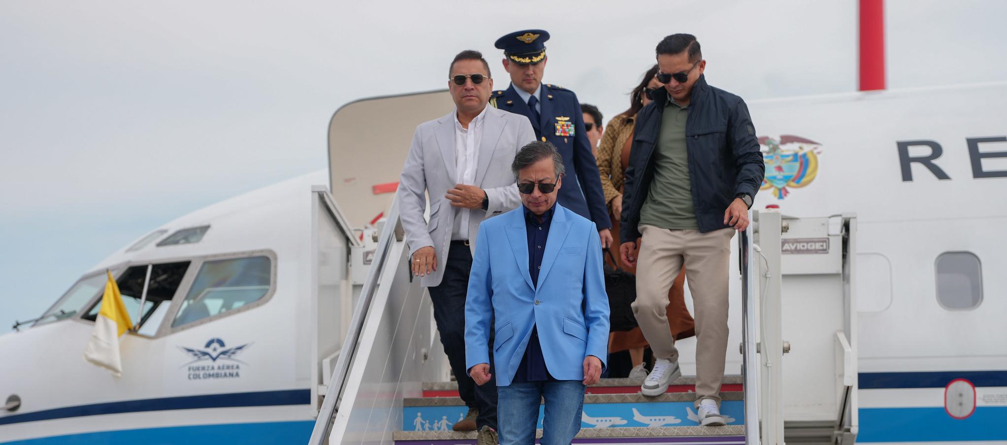 El Presidente Gustavo Petro a su llegada a Roma. 