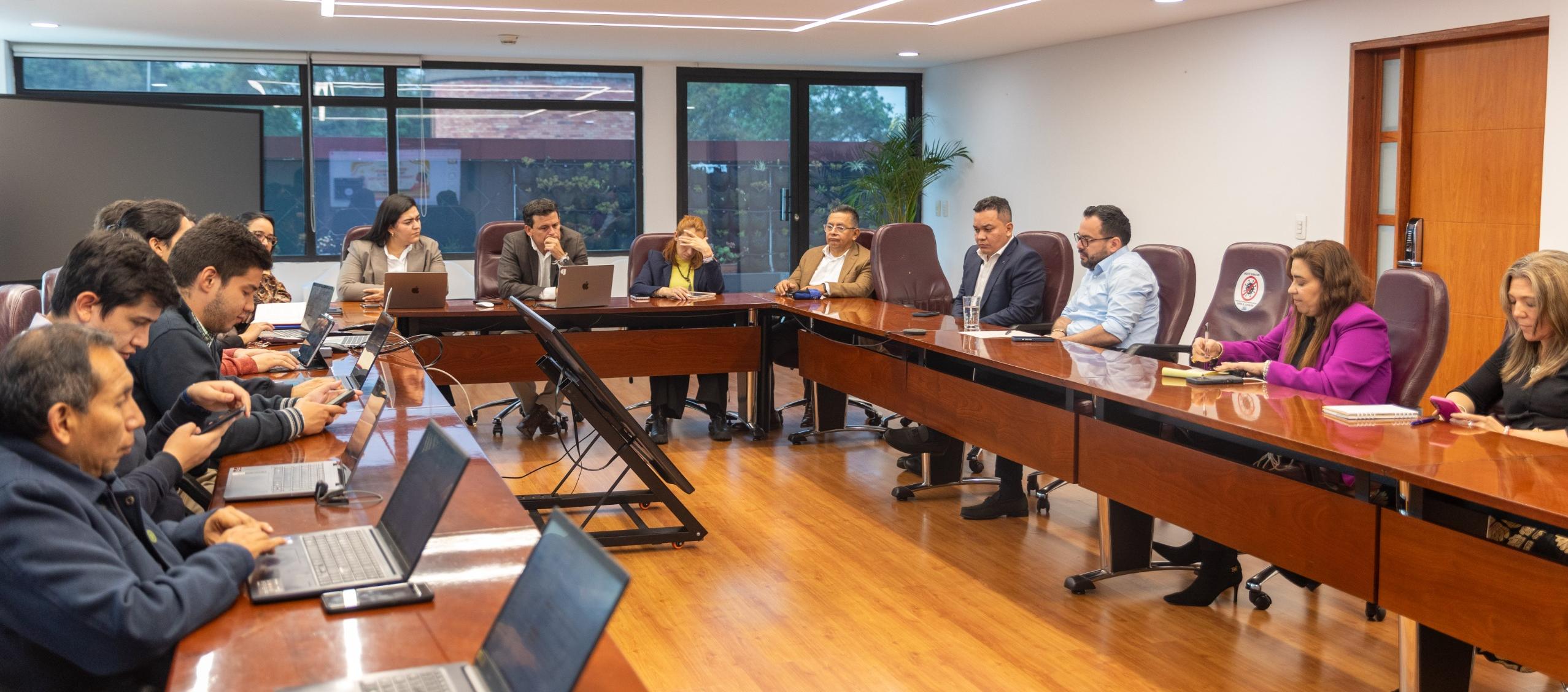 Reunión entre el Gobierno nacional y Greenwood Energy.