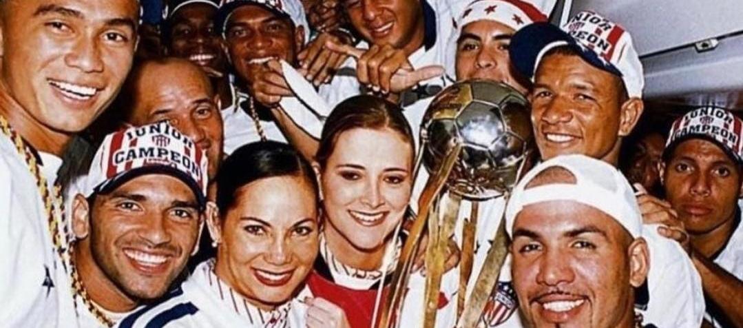 Celebración de Junior en 2004.