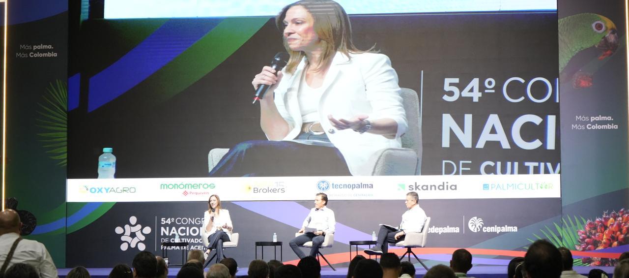 Presidenta de Amcham durante su participación en el Congreso de Fedepalma, en Barranquilla.