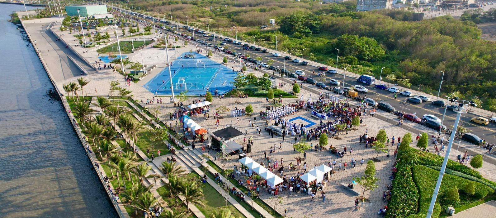 Malecón del Río.