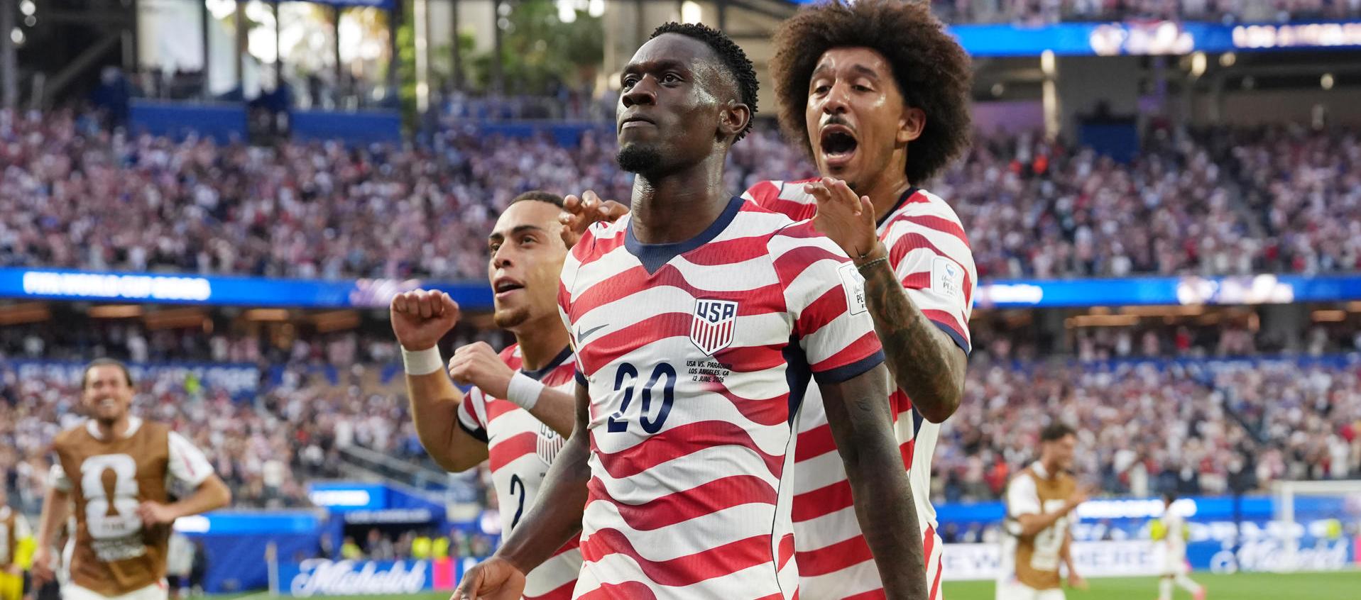 Folarin Bolagun (20) viene de marcar un doblete ante Paraguay. 