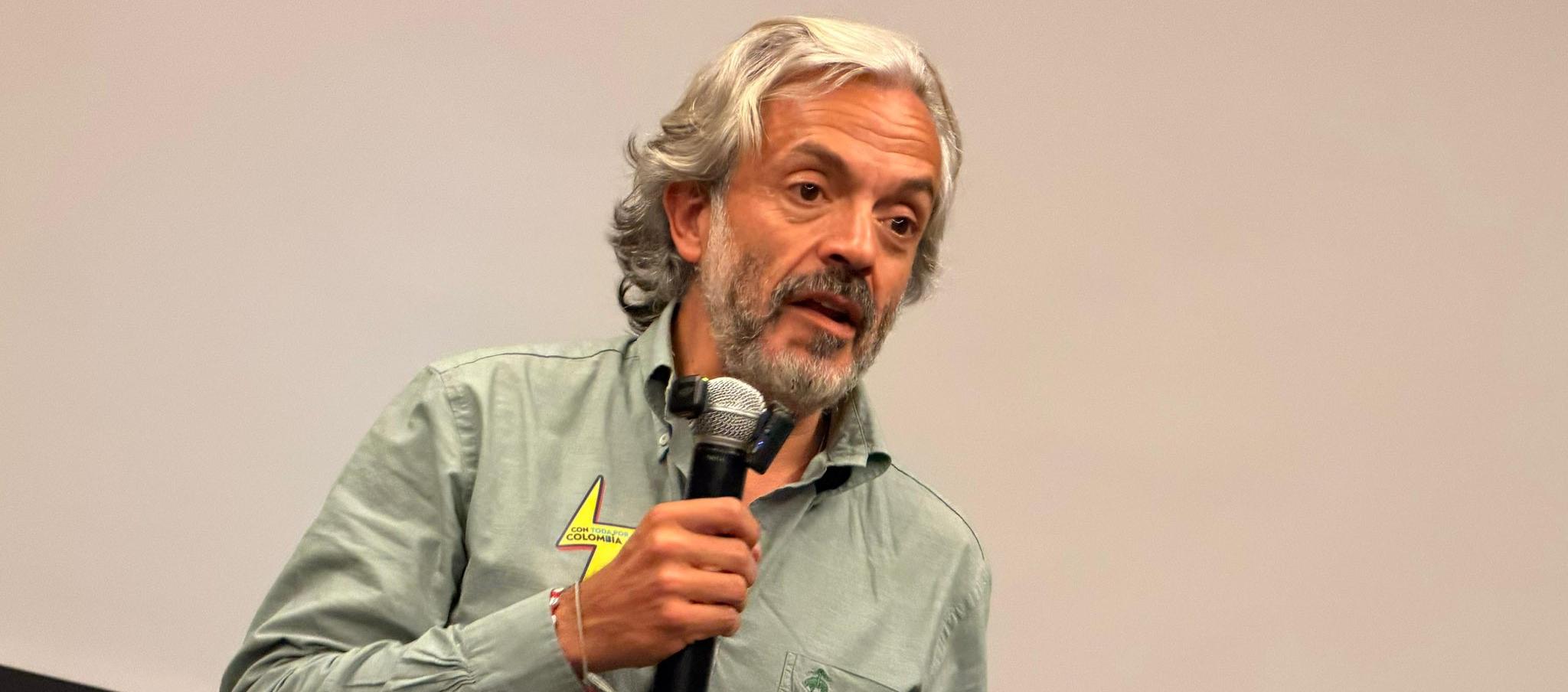 Juan Daniel Oviedo, excandidato. 