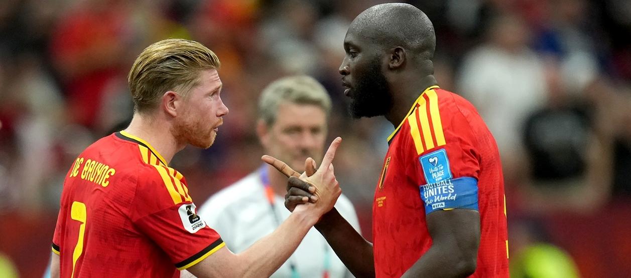 Kevin De Bruyne y Romelu Lukaku, jugadores de la selección belga.