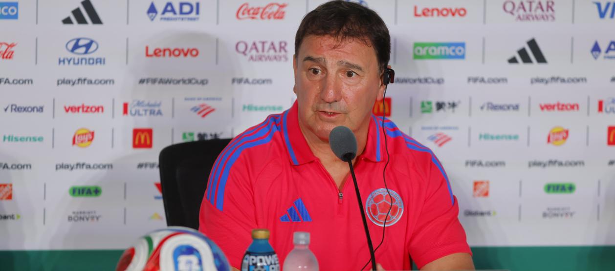 Néstor Lorenzo, entrenador de la Selección Colombia, en rueda de prensa este lunes. 