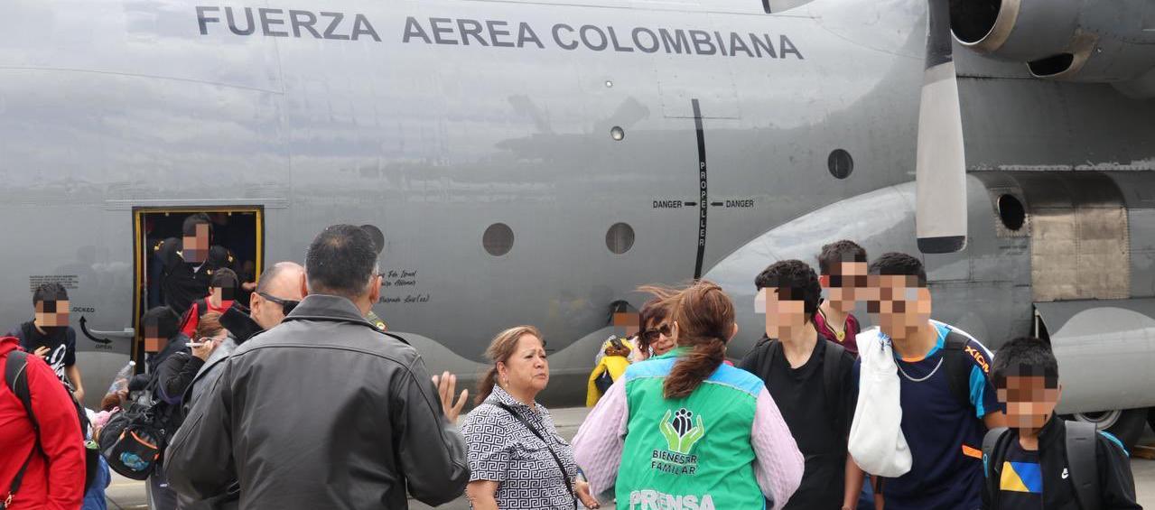 Repatriación de los primeros colombianos en Venezuela. 