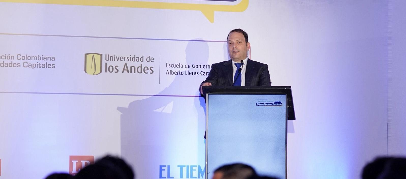 Andrés Santamaría Garrido, director ejecutivo de Asocapitales.