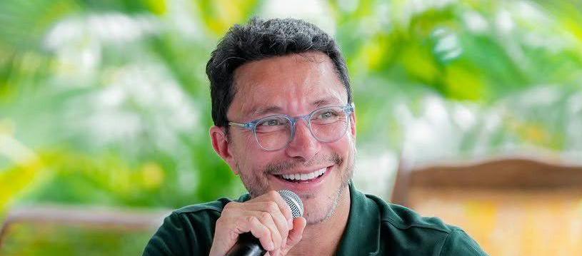 Carlos Caicedo Omar