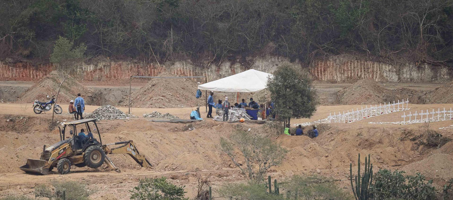 Se estima que estima que al menos 800 personas han sido enterradas en el lugar.