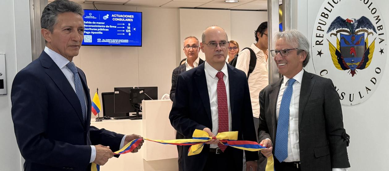 Inauguración de la nueva sede del Consulado de Colombia.