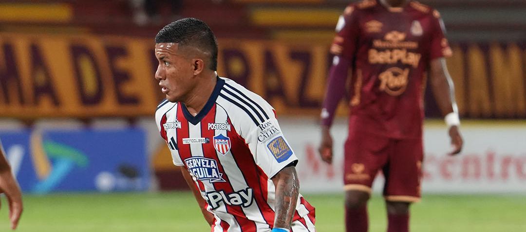 Cristian Barrios fue titular con Junior.
