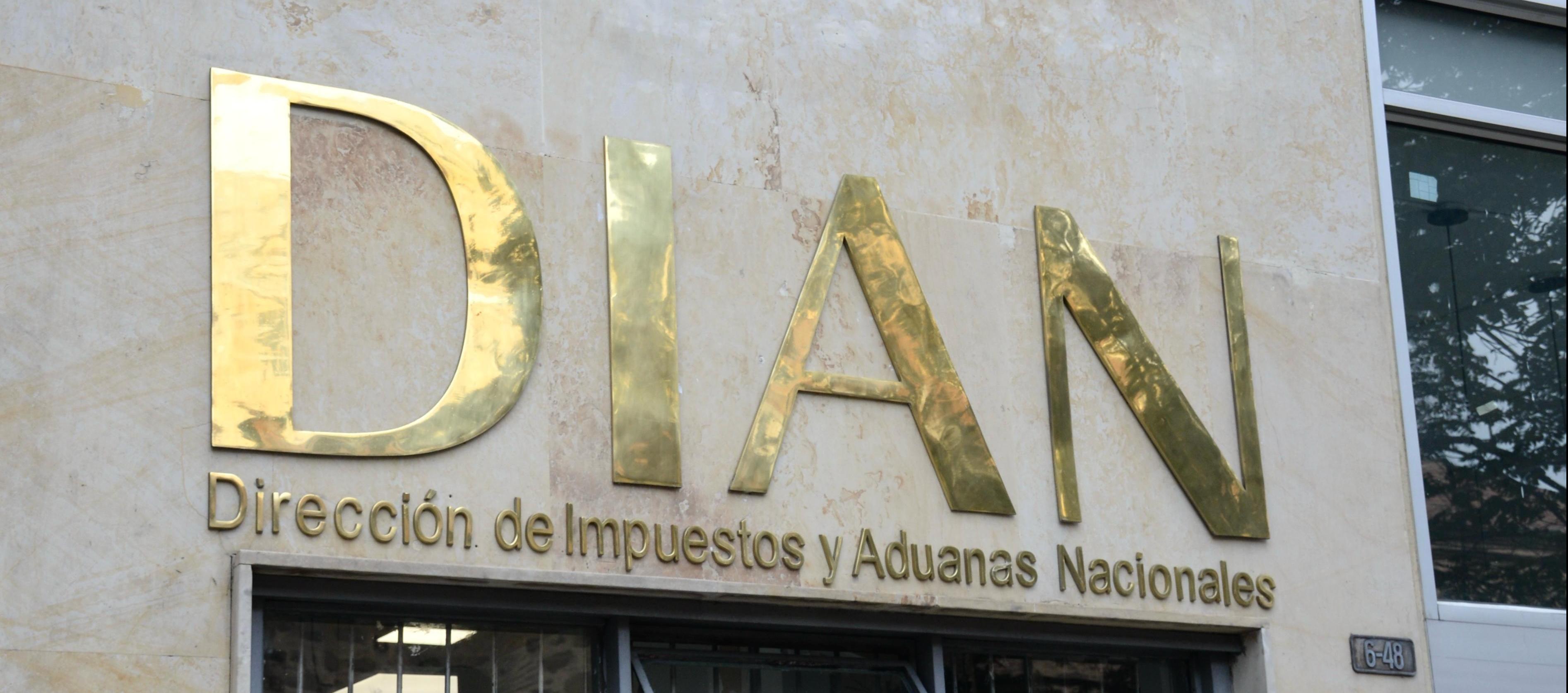 Reporte para la declaración de renta 2025.