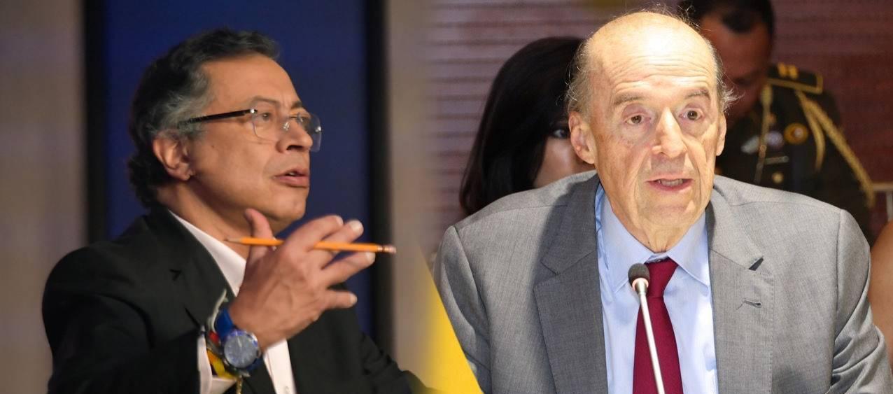 El Presidente Petro y Álvaro Leyva Durán.