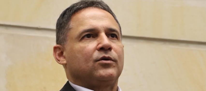El presidente del Senado, Honorio Henríquez.