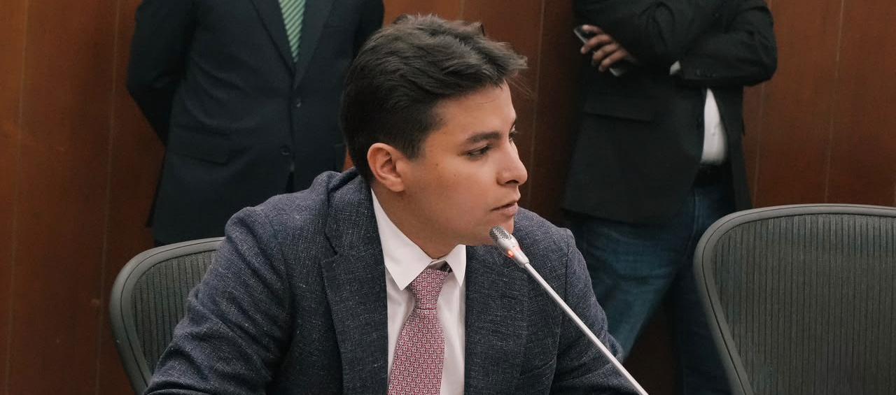 El senador Camilo Torres.