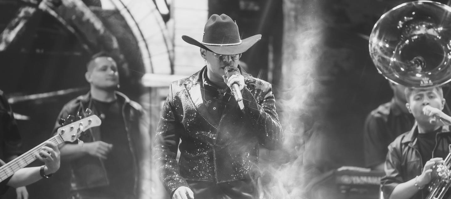 El cantante Yeison Jiménez dejó grabadas diferentes canciones que serán presentadas de manera gradual.