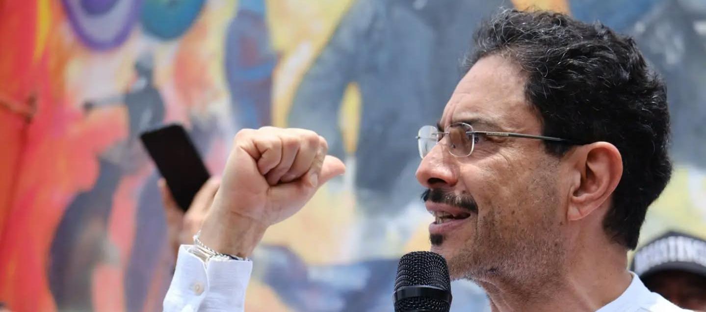 Iván Cepeda.
