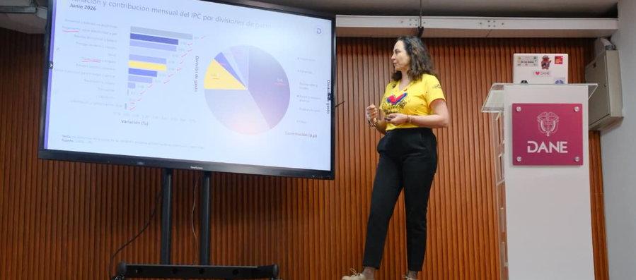 La directora del DANE, en la entrega de los datos de inflación