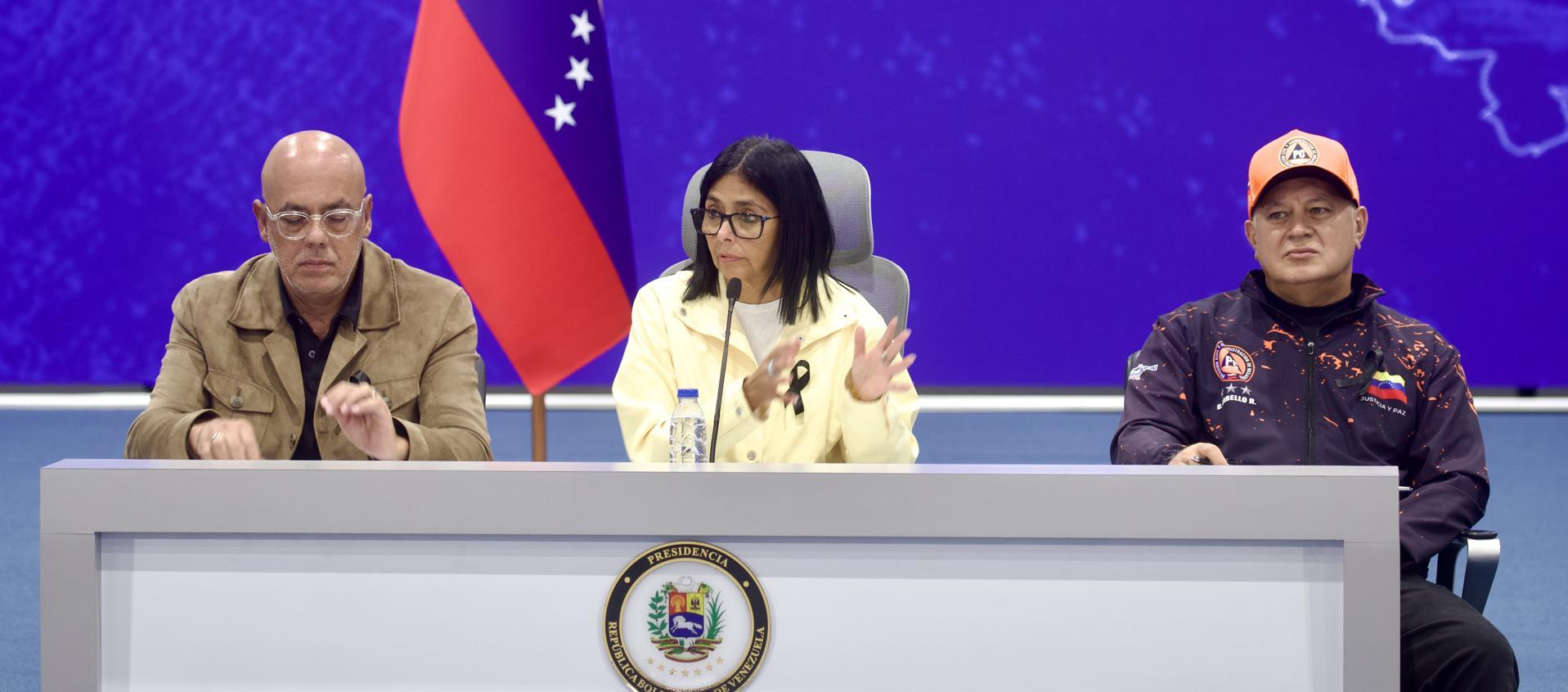 La presidenta encargada de Venezuela, Delcy Rodríguez, fue la encargada de hacer el anuncio. 