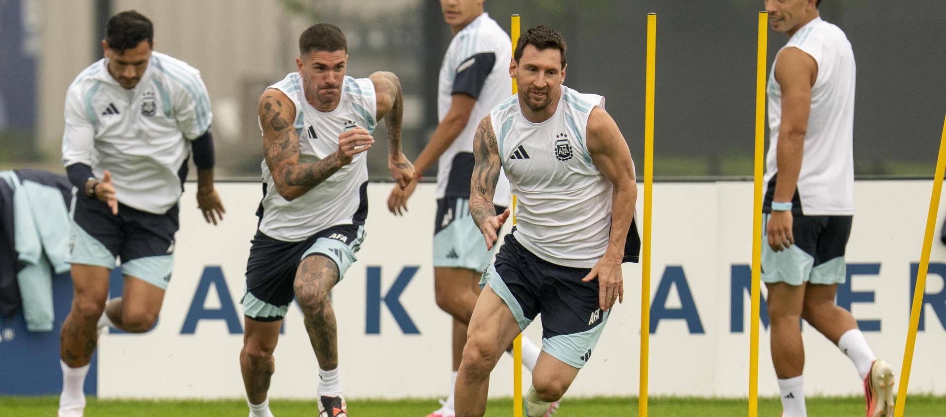Lionel Messi en la práctica previa a la final. 