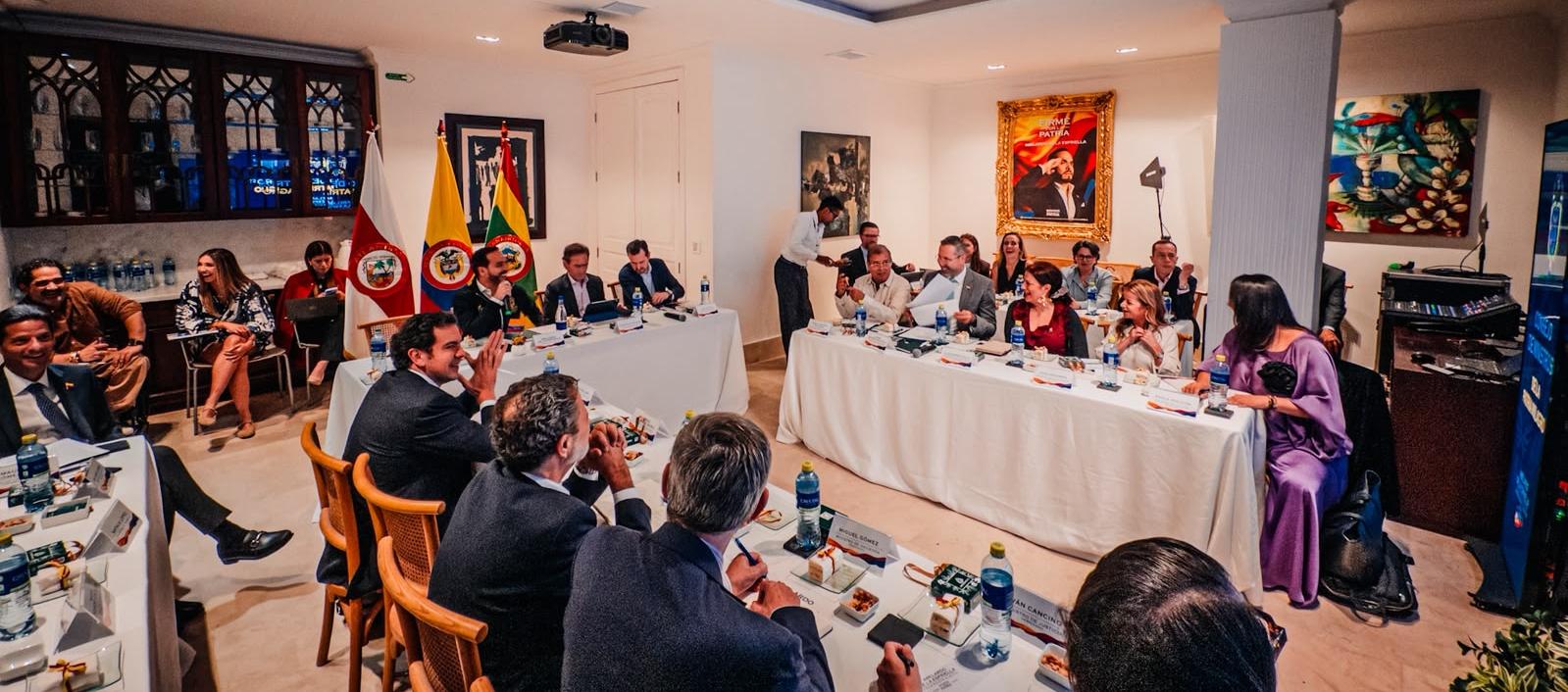 Reunión del Presidente electo Abelardo De La Espriella con ministros designados.