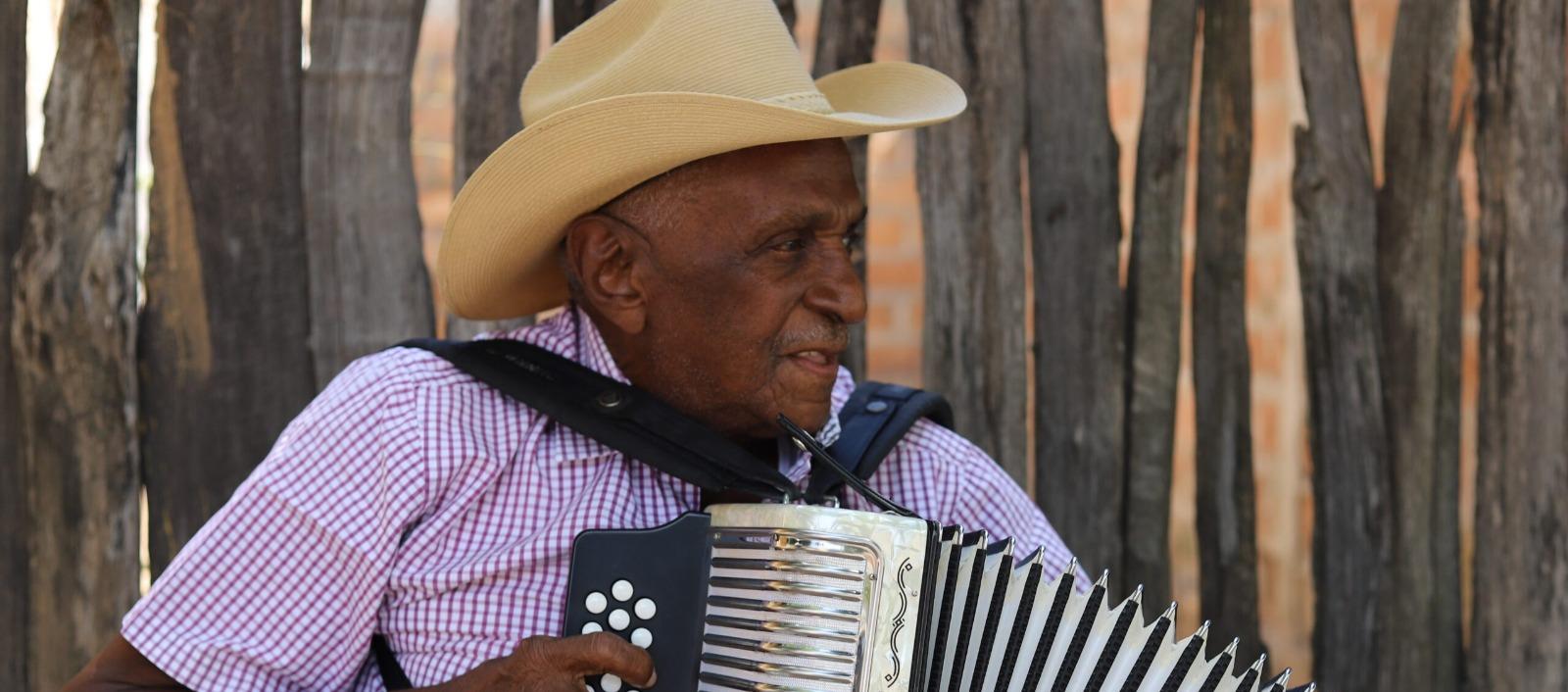 El acordeonero Náfer Durán Díaz.