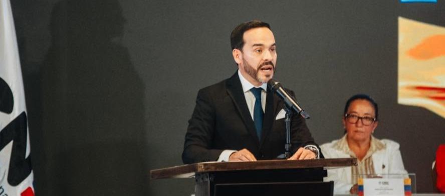 Presidente electo Abelardo De La Espriella. 