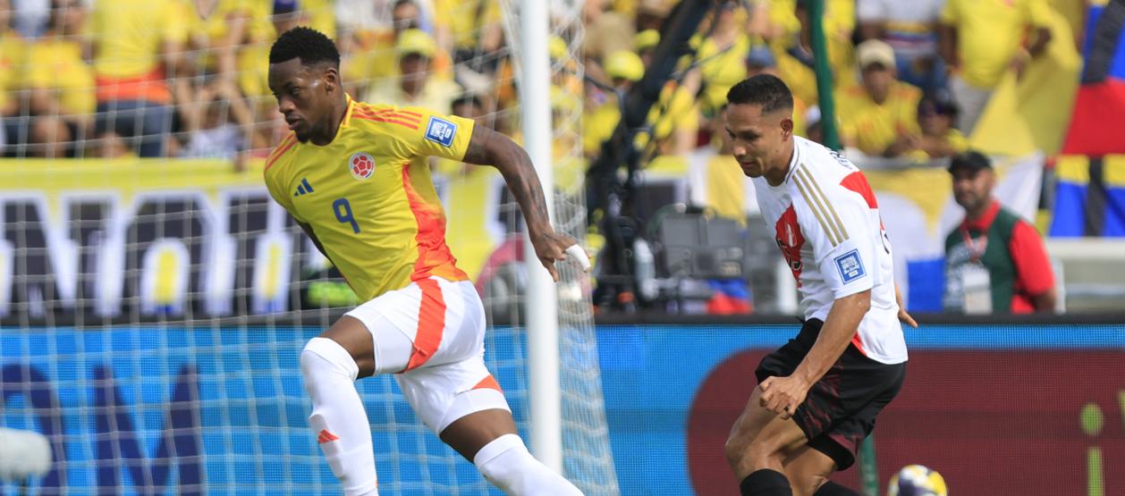 Jhon Jáder Durán durante el partido contra Perú, en Barranquilla.