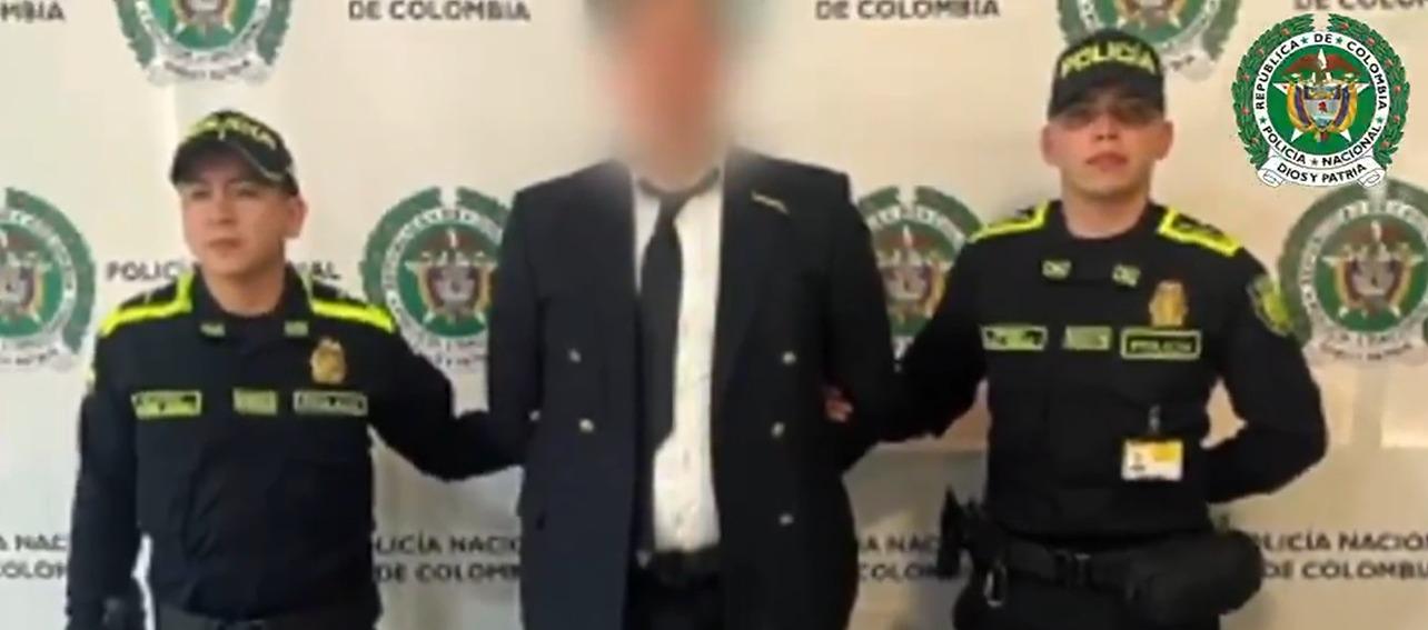 Falso piloto capturado. 