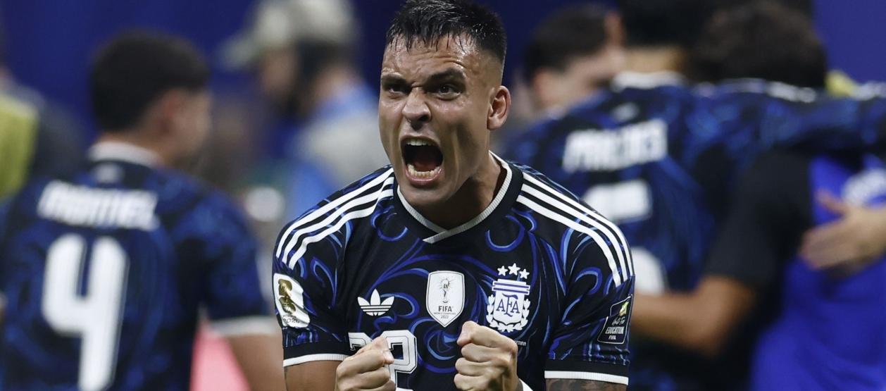 Lautaro Martínez grita a todo pulmón su gol ante Inglaterra. 