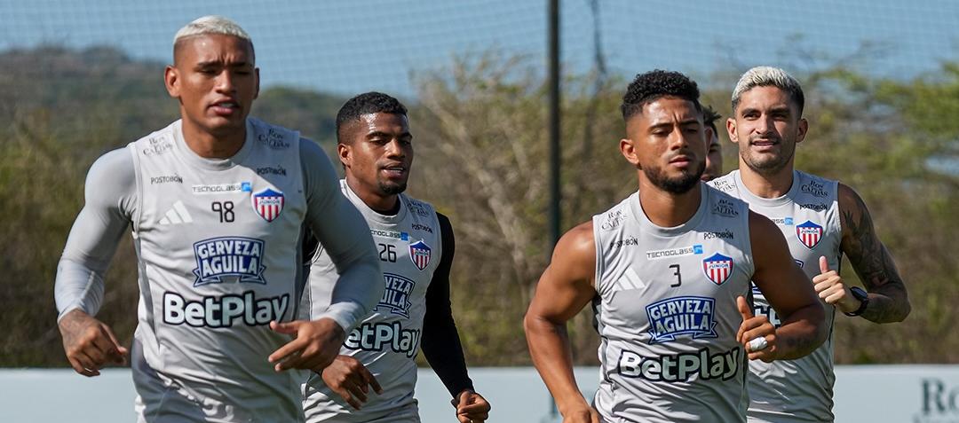 Jermein Peña, Edwin Herrera, Yeison Suárez y Guillermo Celis, jugadores del Junior.