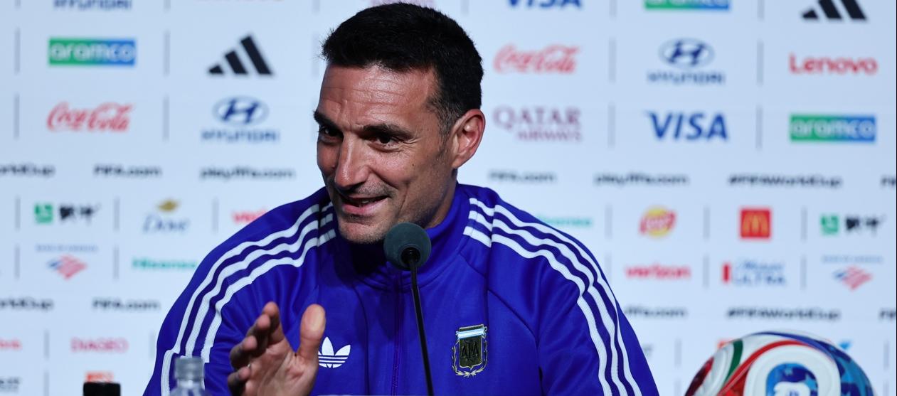 Lionel Scaloni, seleccionador de Argentina, en rueda de prensa. 