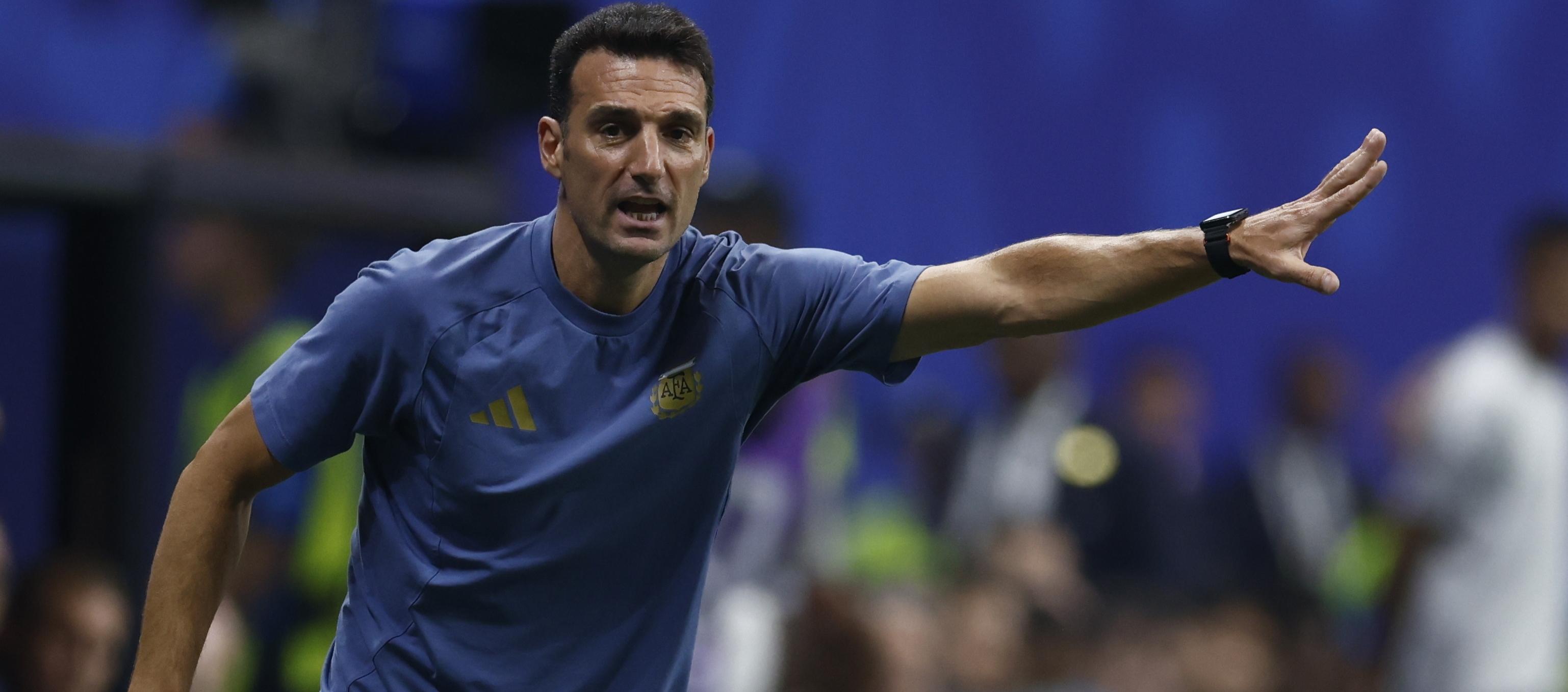 Lionel Scaloni, técnico de Argentina, durante el partido contra Inglaterra.