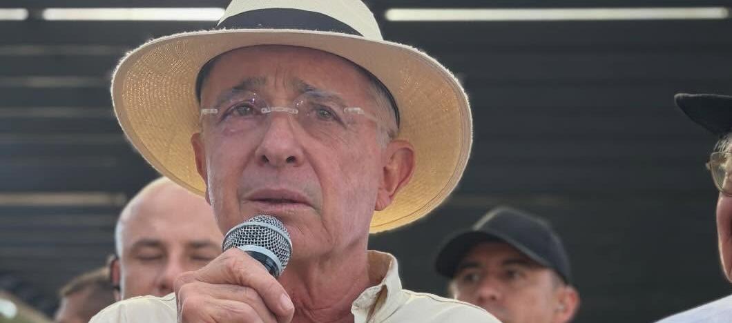 Álvaro Uribe Vélez, expresidente de la República. 