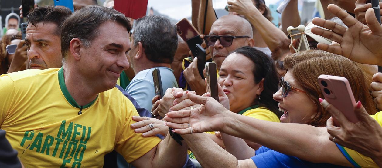 El senador brasileño Flávio Bolsonaro.