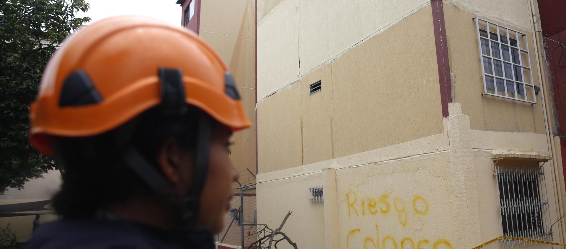 Edificio en riesgo de colapso.