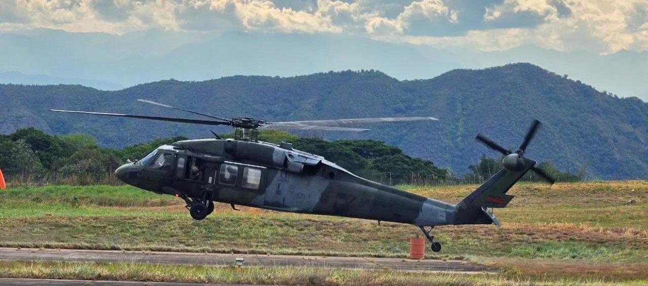 Helicóptero del Ejército.