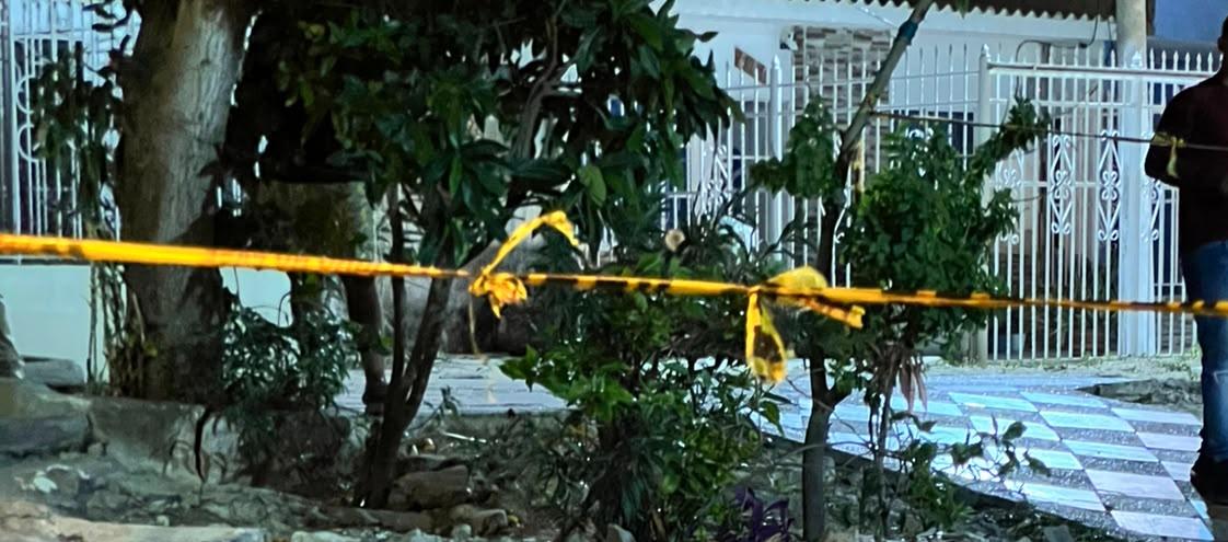 La víctima mortal quedó muerta en el lugar de los hechos. 