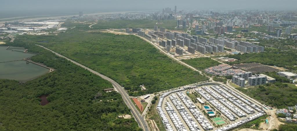 Lote de más de 33.000 metros cuadrados.