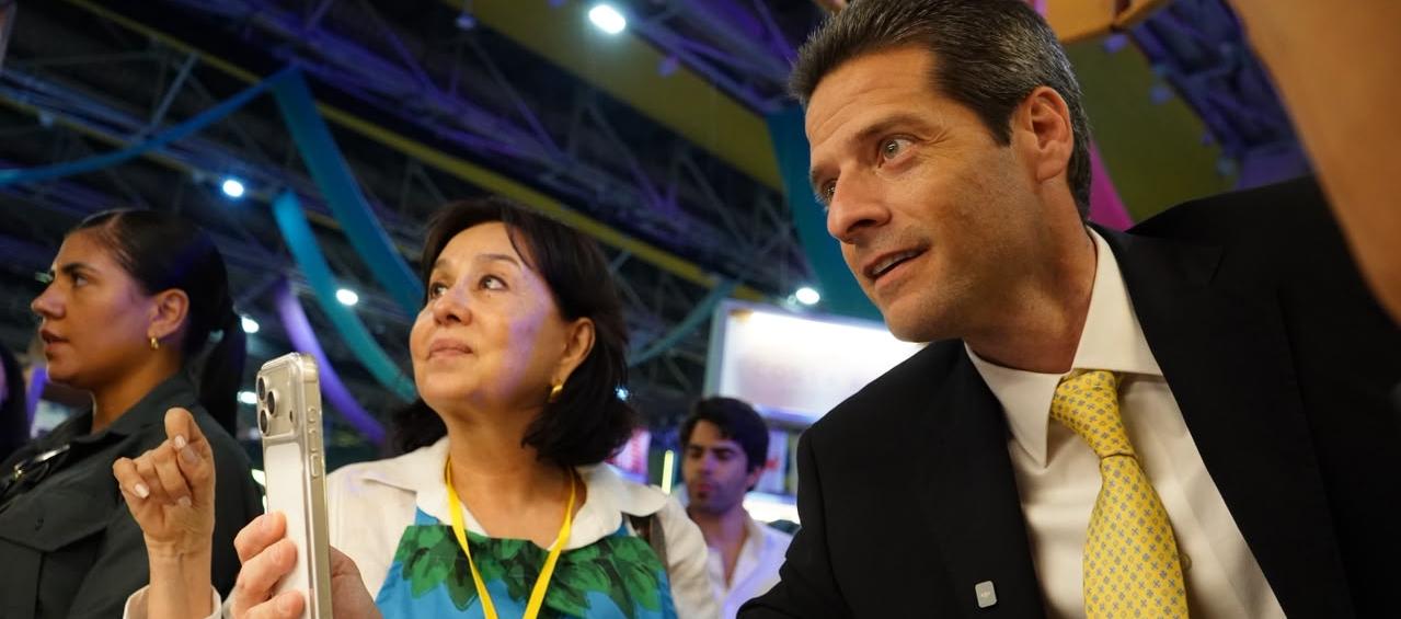 El ministro de Industria, Comercio y Turismo, Mauricio Gómez, en la feria Sabor Barranquilla. 