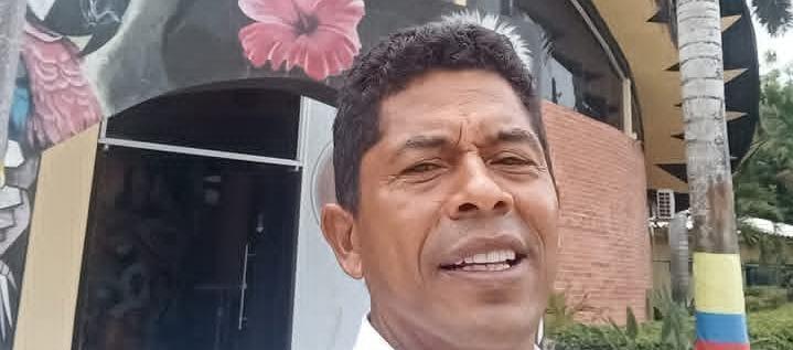 Moisés Mena Sierra.