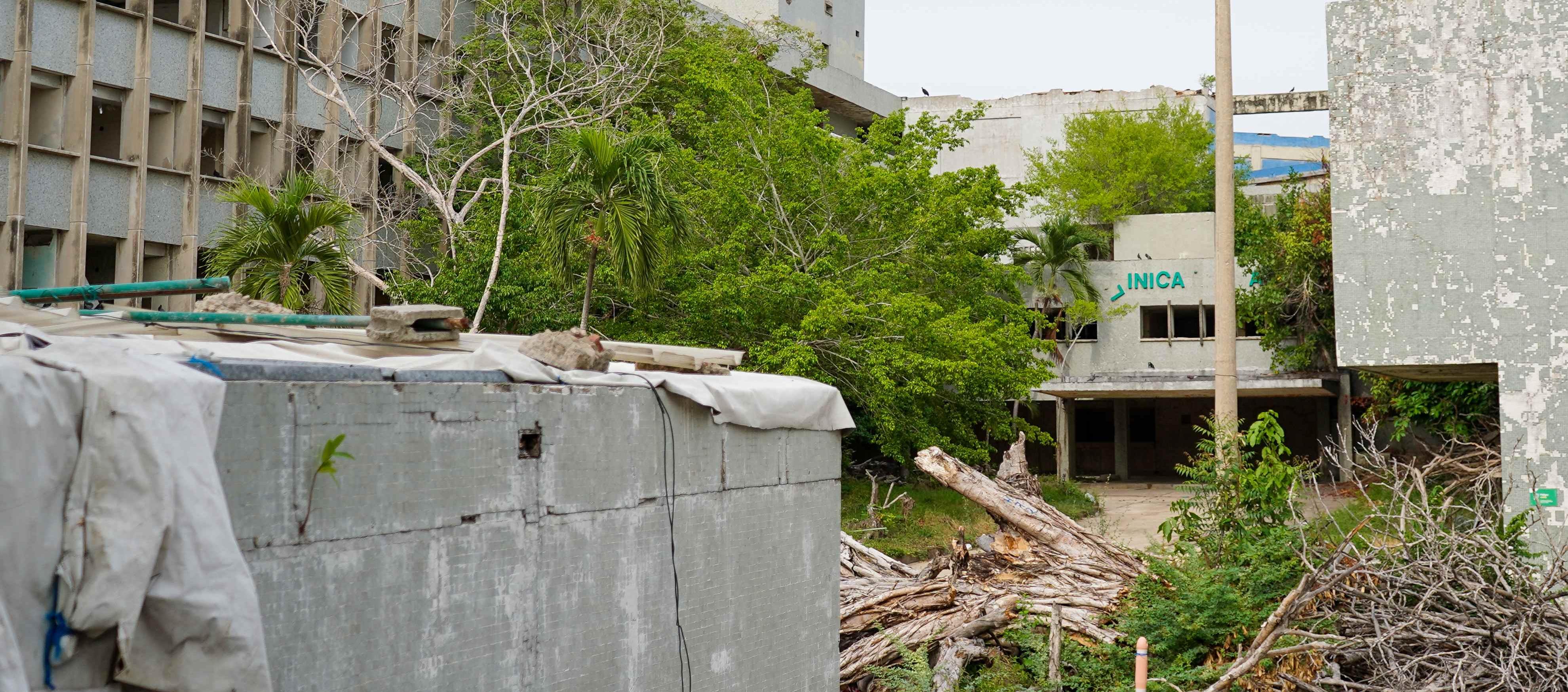 Deterioro del edificio del Seguro de Los Andes. 