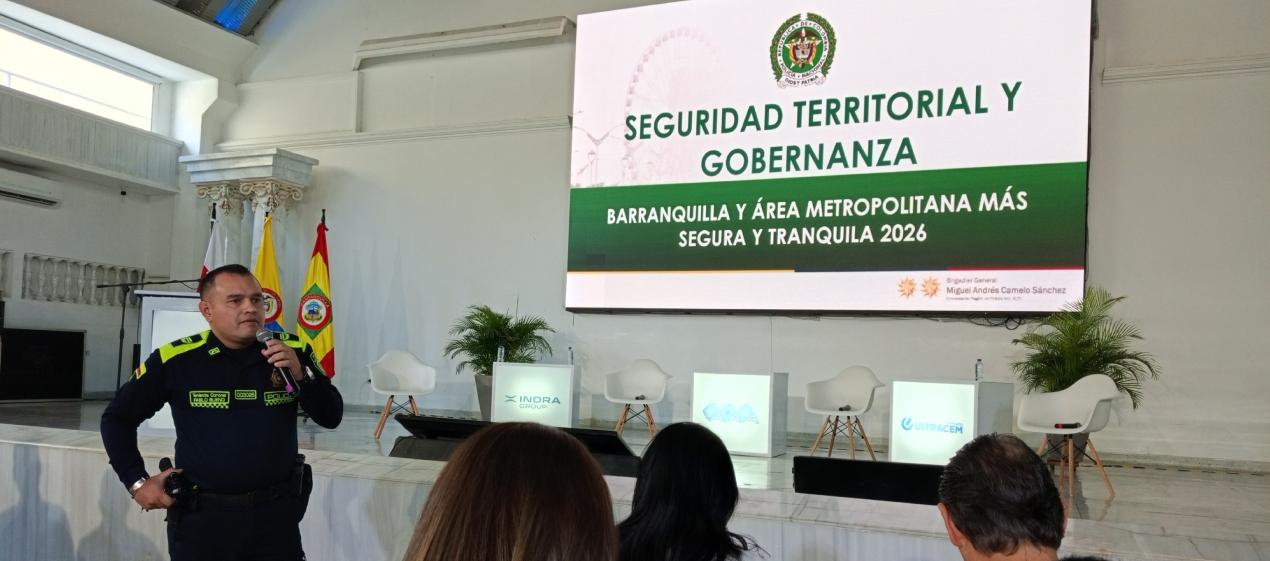 El teniente coronel Pablo Bueno, subcomandante de la Policía de Atlántico, durante su intervención en el Foro GES 2026.   