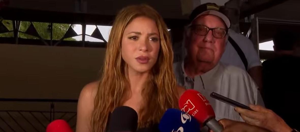 Shakira y el filántropo Howard Buffett.
