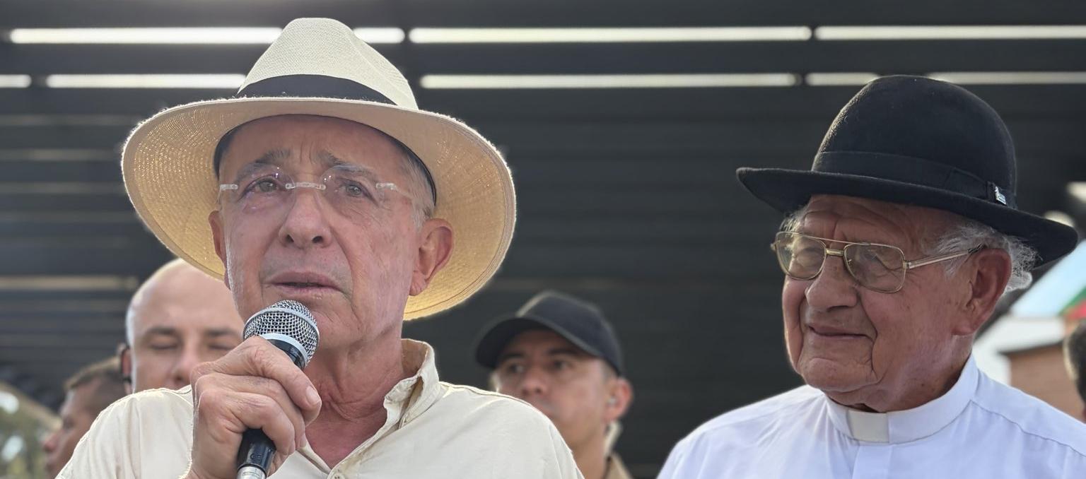 El expresidente Álvaro Uribe Vélez.