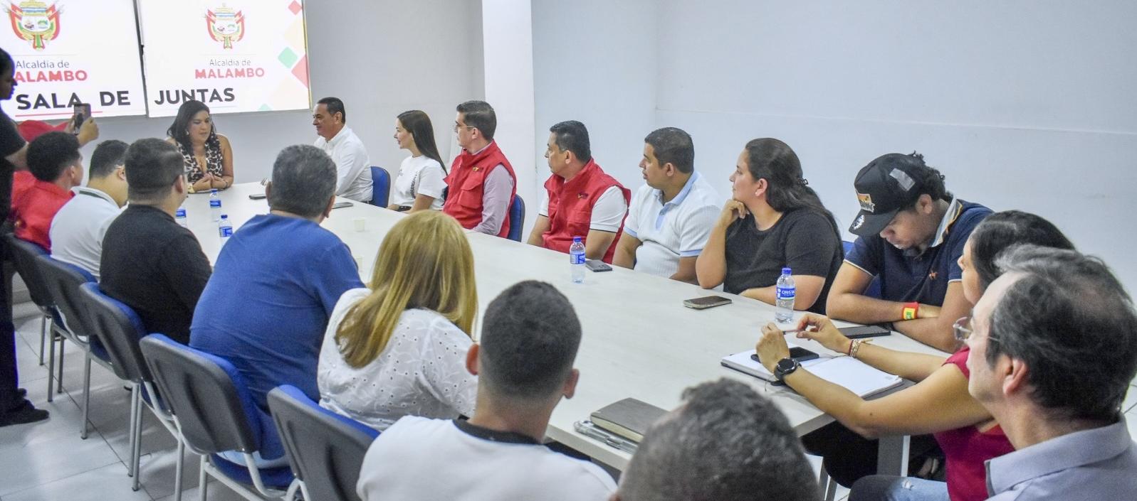 Reunión del AMB con autoridades en Malambo. 