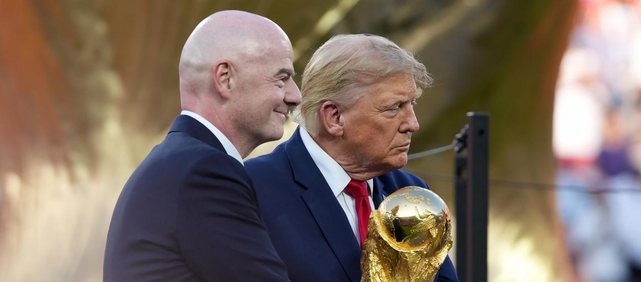 Gianni Infantino y Donald Trump en la ceremonia de premiación del pasado Mundial. 