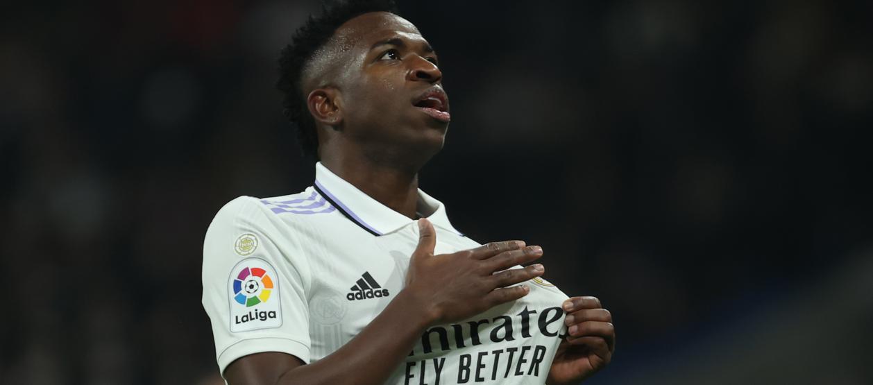 Vinicius Junior seguirá vestido de blanco hasta 2032. 